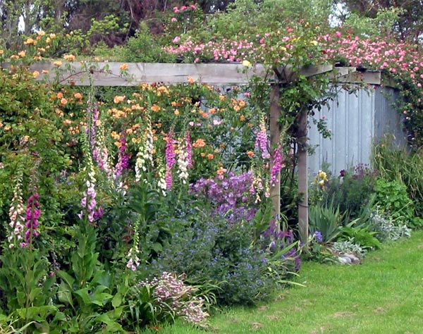  A late spring view of the back side of the Pergola, taken in 2002. 