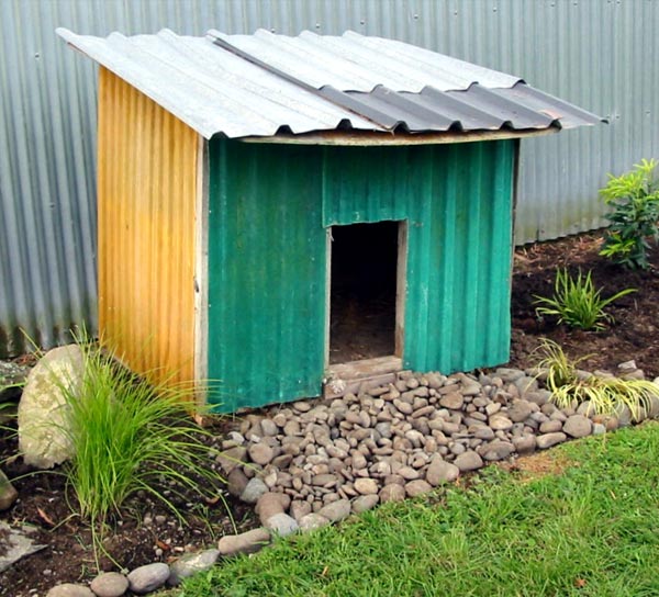  Complete with dry stone river bed. 